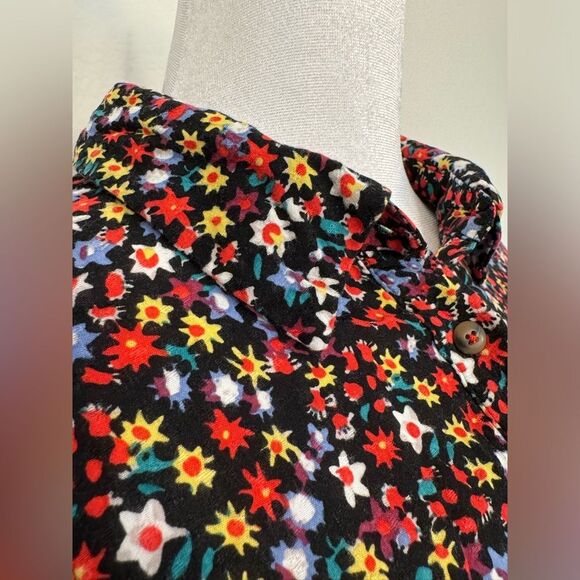 Mauve by Anthropologie Button Up Ruffle Black Floral Collared Top Size Small - Picture 11 of 16